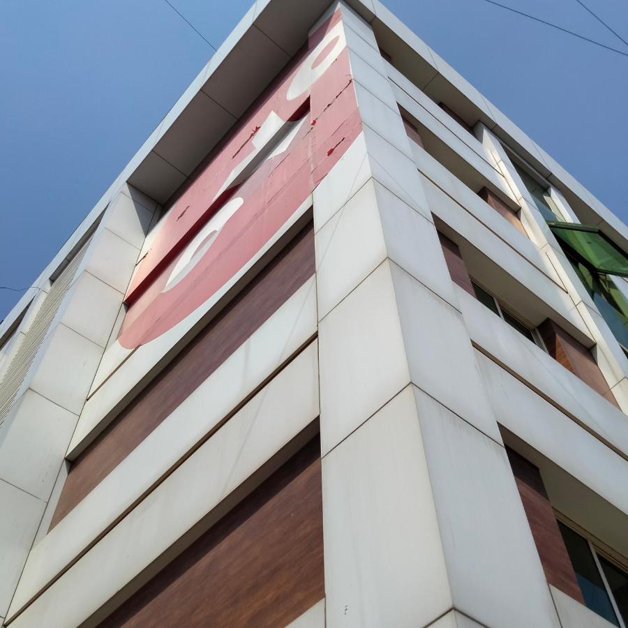 Hotel Everest Lodging Navi Mumbai Extérieur photo
