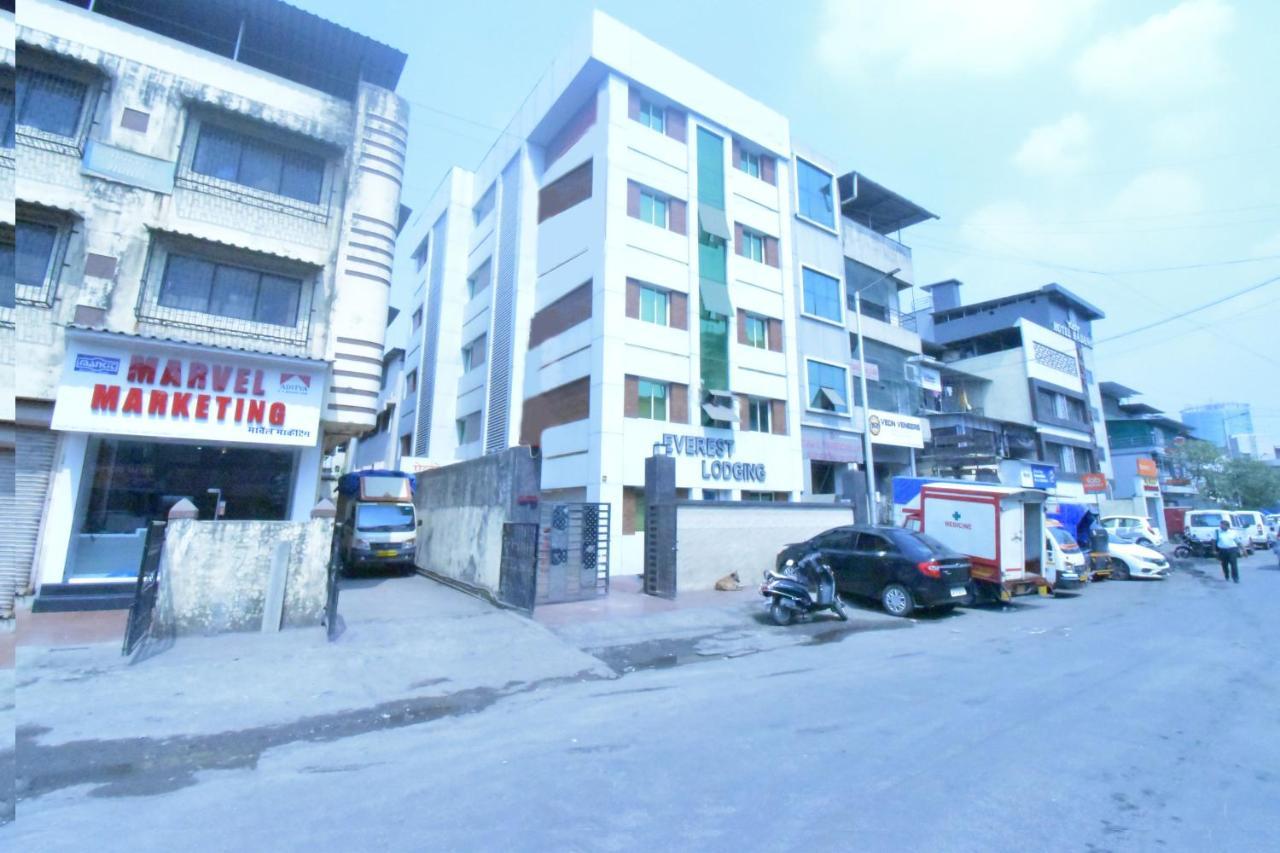 Hotel Everest Lodging Navi Mumbai Extérieur photo